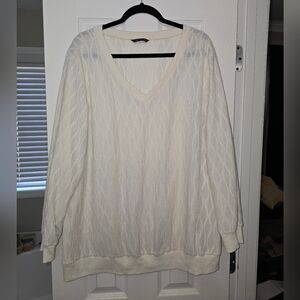 BloomChic Elegant Cream V-Neck Sweater